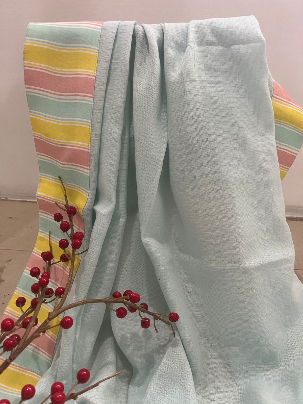 Stripe border towel - Image 2